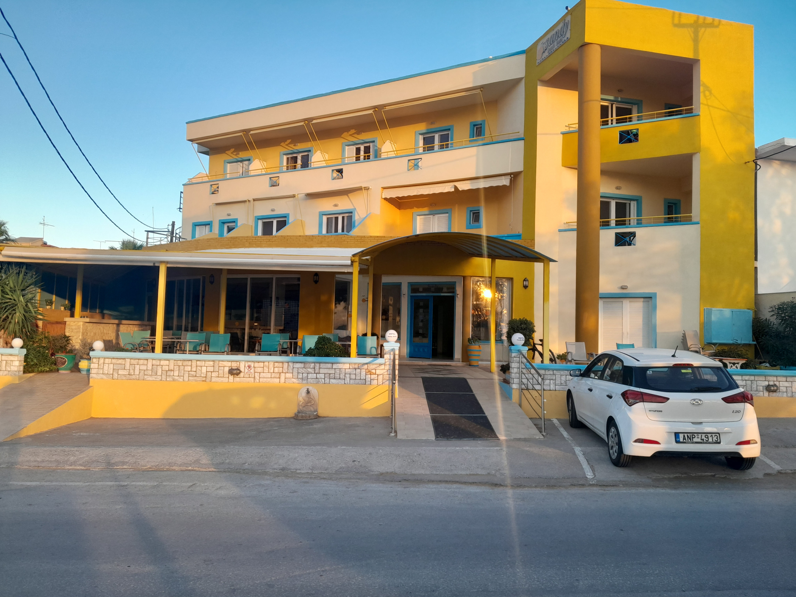 20251022_181842-scaled